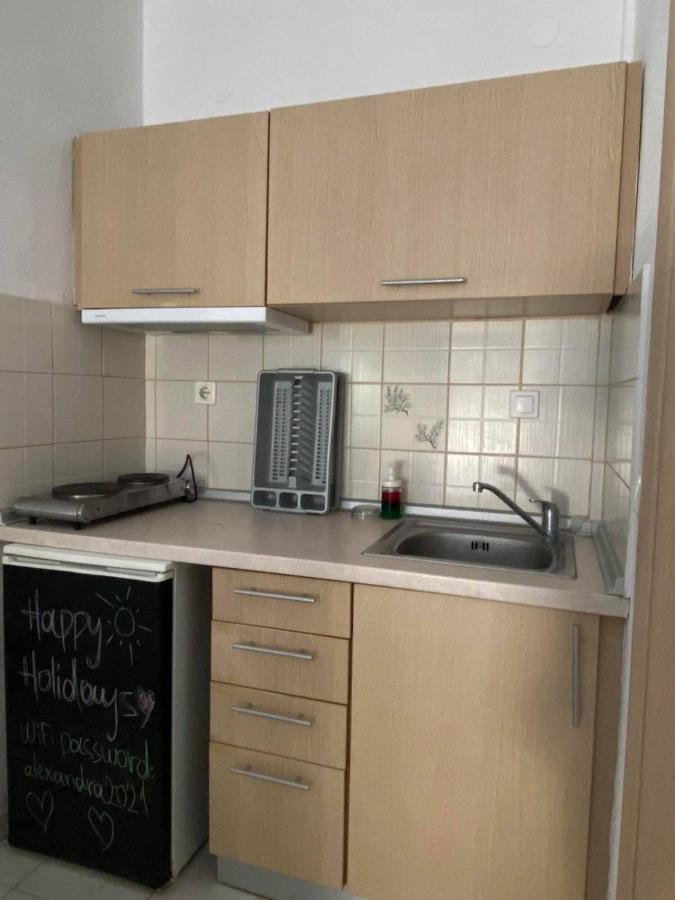 Stefania Sun Apartments Никити Екстериор снимка